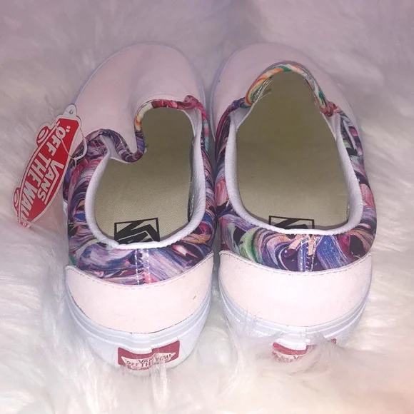 PLATFORM CUSTOM VANS - Picture 3 of 7